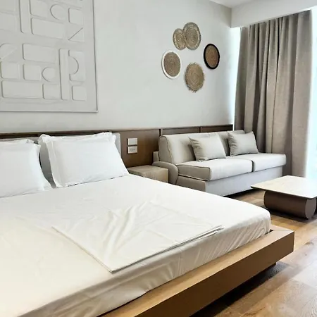 Hotel Ciao Borshi Boutique 4*