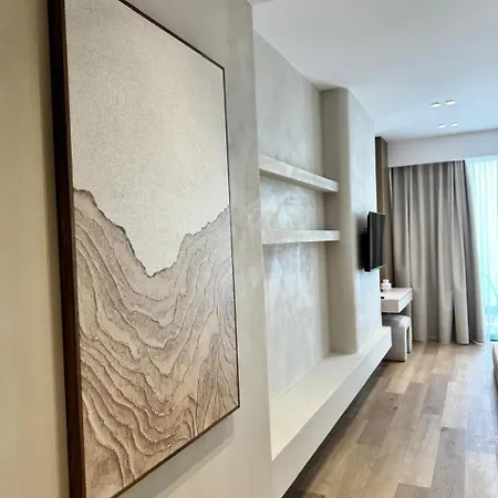 Ciao Borshi Boutique 4*