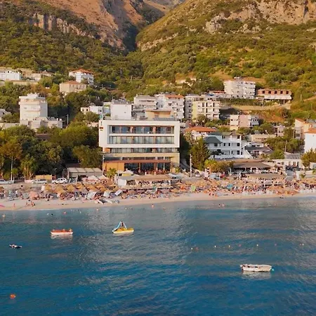 Ciao Borshi Boutique Hotel 4*