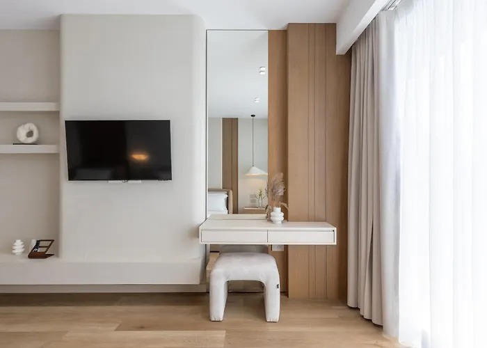 Ciao Borshi Boutique 4*