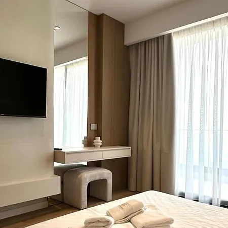 Hotell Ciao Borshi Boutique 4*