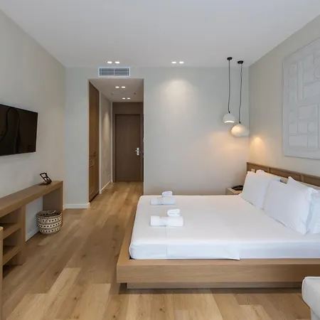 Ciao Borshi Boutique Hotel 4*