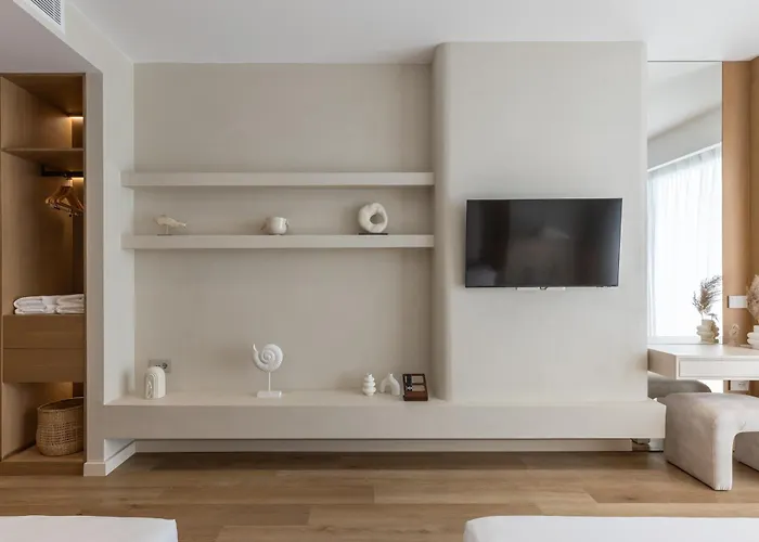 Ciao Borshi Boutique 4*