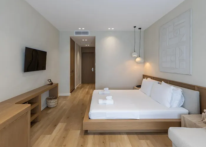 Ciao Borshi Boutique Hotel 4*