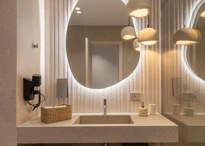 Ciao Borshi Boutique Hotel 4*