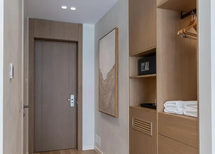 Hotel Ciao Borshi Boutique 4*