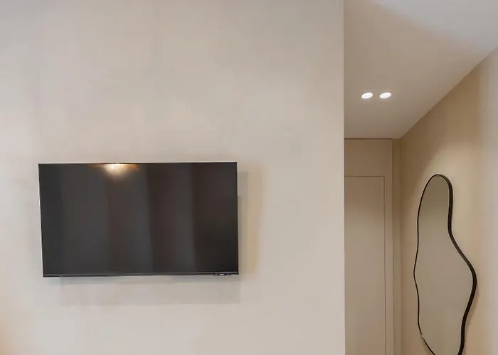 Ciao Borshi Boutique Hotel 4*